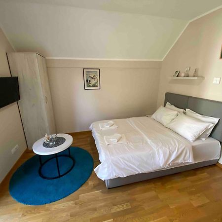 Mipet Apartmani ズラティボール エクステリア 写真