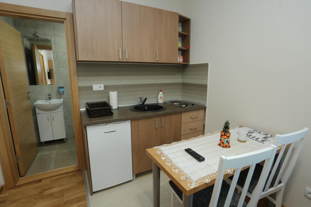Mipet Apartmani ズラティボール エクステリア 写真