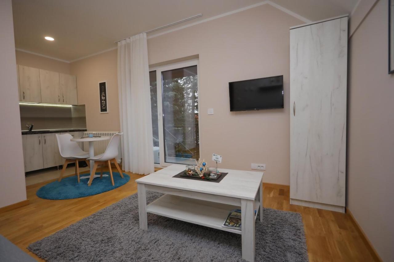 Mipet Apartmani ズラティボール エクステリア 写真