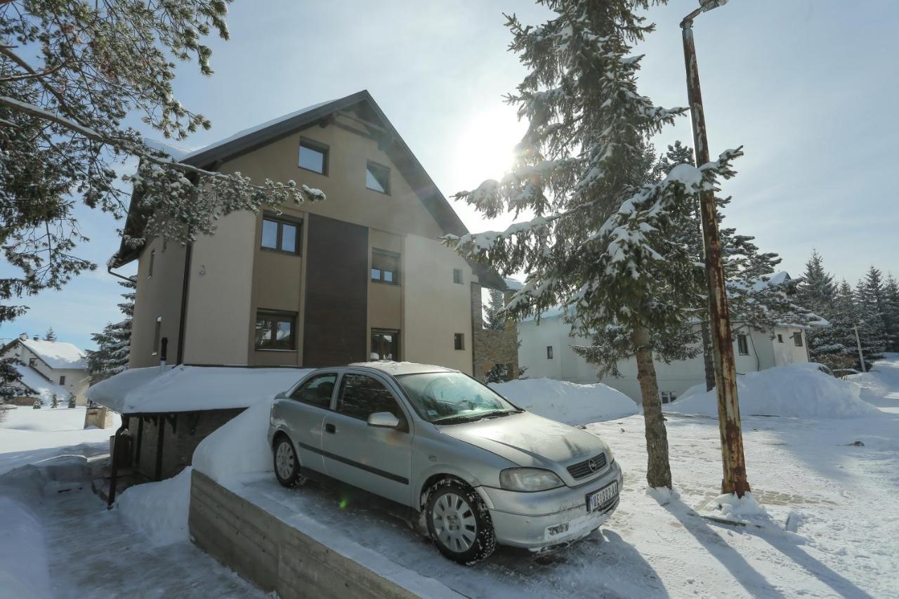 Mipet Apartmani ズラティボール エクステリア 写真
