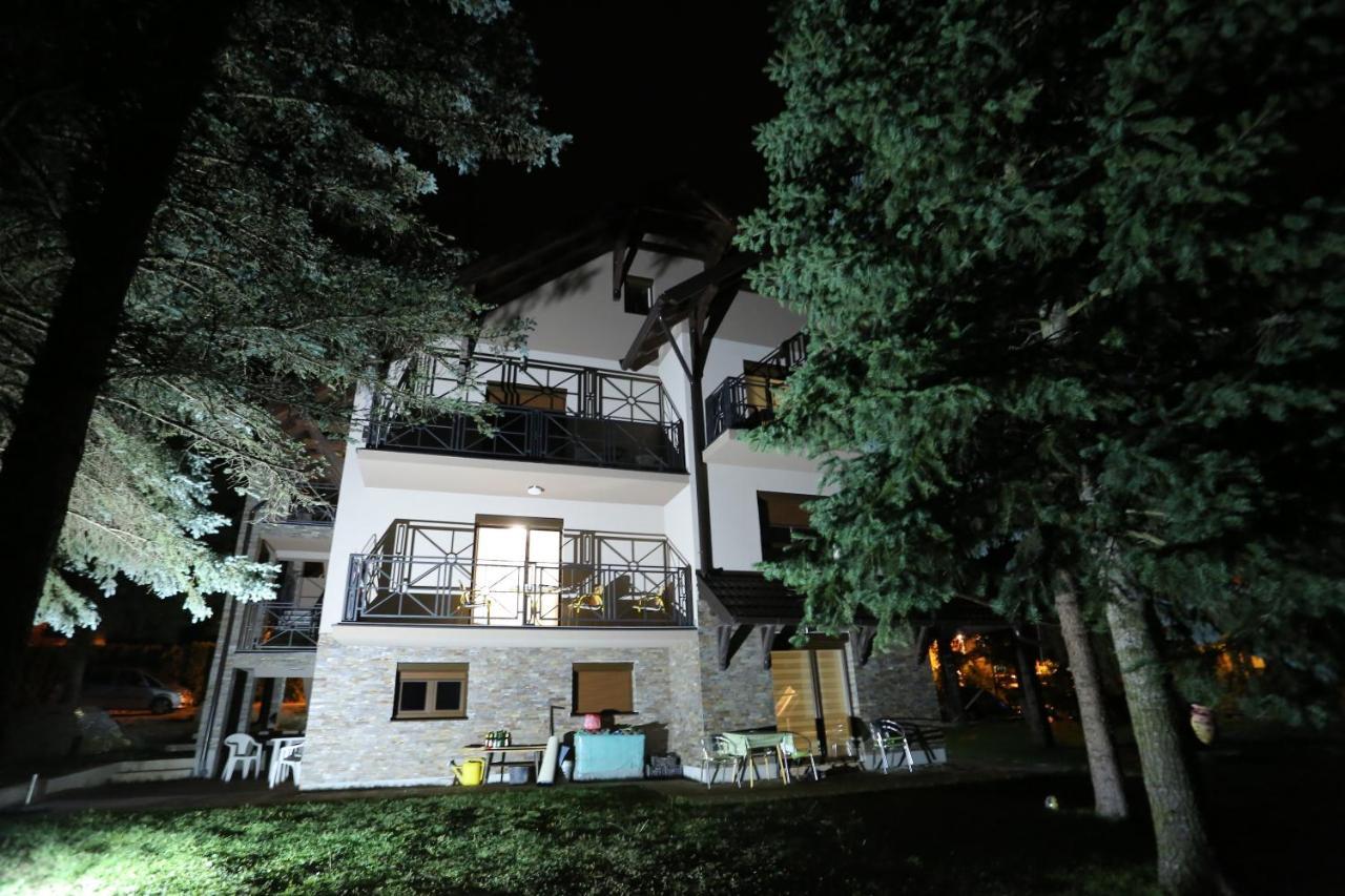Mipet Apartmani ズラティボール エクステリア 写真