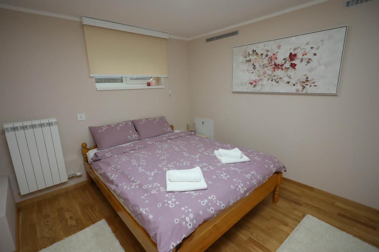 Mipet Apartmani ズラティボール エクステリア 写真